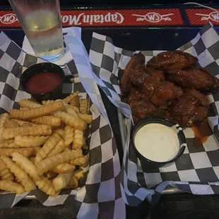 Chicken Wings &amp; French Fries