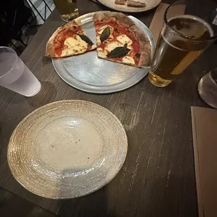 food, pizza
