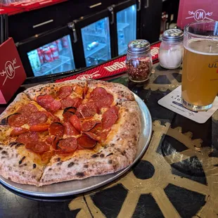 food, pizza