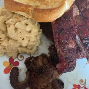 3 Ribs 1/4 lb of Brisket