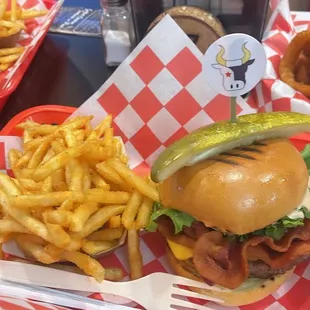 DELICIOUS BURGERS