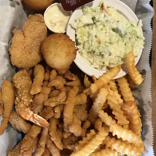 a tray of fried food