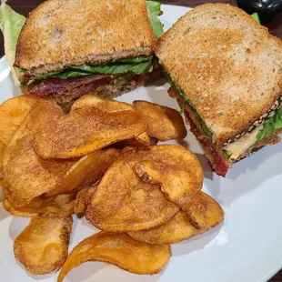 Fried green tomato BLT with potato chips