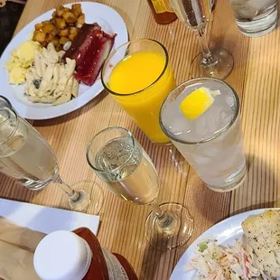 The Sunday brunch with bottomless mimosas. Standard menu items.