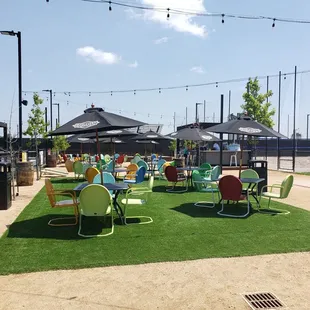 Seating and bar area