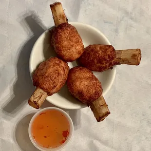 Their sugar cane shrimp is super tasty! I would def come back to get this!