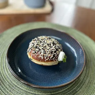 Everything  Donut.