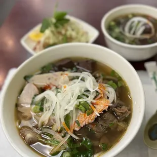 Bun Bo Hue Dac Biet