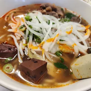 Spicy Beef Bun Bo Hue