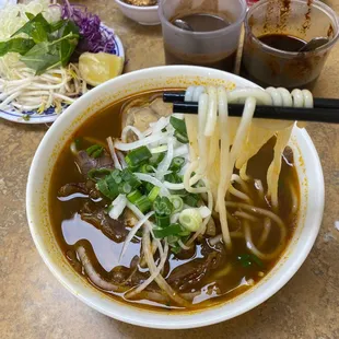 Bún bò Huế
