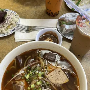 Bun bo hue dac biet