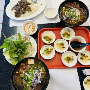 Bun Bo Hue Dac Biet Banh Beo