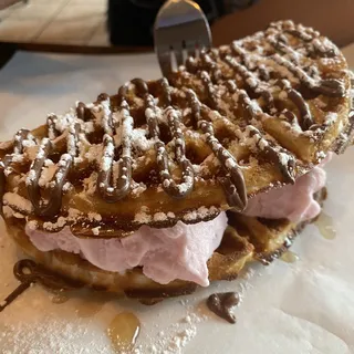 Ice Cream Sandwich
