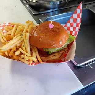 club grill sandwich with fries