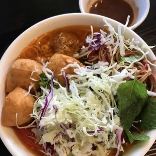 Bun Rieu