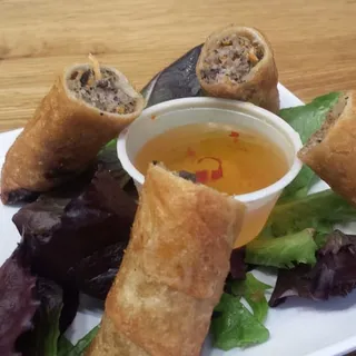 Momma Tran's Crispy Egg Rolls