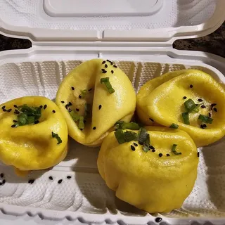 Special Curry Pan Fried Pork Buns ( )