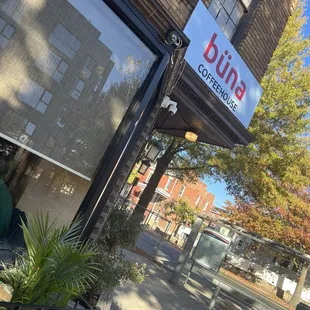 Storefront - easy to find