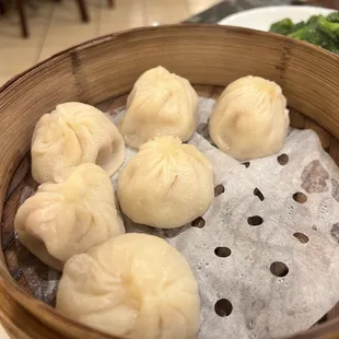 8 Xiao Long Bao