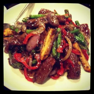 Angus Beef with Mushroom in Black Pepper Sauce