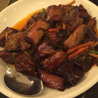 Eggplant in Spicy Garlic Sauce