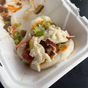Spicy chicken bao bun