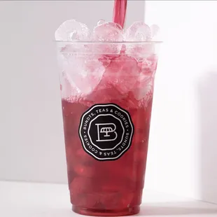 Hibiscus mint iced tea