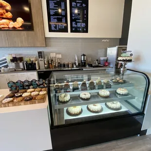 Bundt cakes, Teas &amp; cookies!