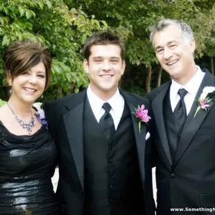 Bridal Atelier and special event hairdressing and make-up styling as well as precision men&apos;s grooming.