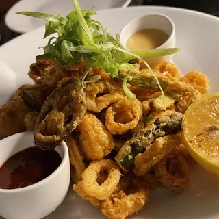 Fried Calamari and Shrimp