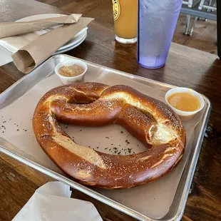 The pretzel