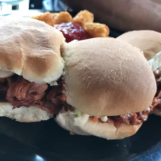 Pulled Pork Sliders