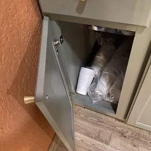 Hostel Cat Las Vegas: cups for everyone
