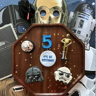 a star wars themed birthday cake