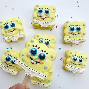 Spongebob macarons