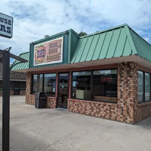 the front of the restaurant