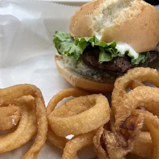 Cattle Barn on Gluten-free bun // Onion Rings