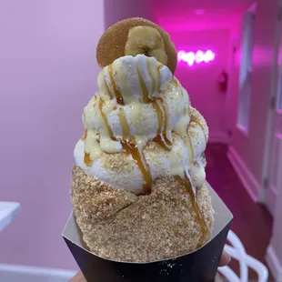 Banana Pudding Speciality Chimney Cake