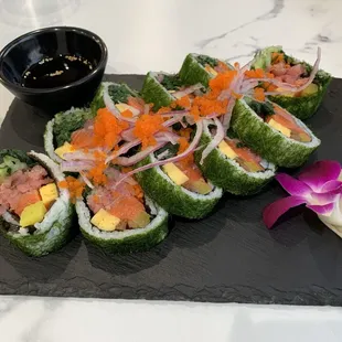 Signature Roll