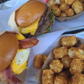 Bacon, Eggs-N-Cheez Sandwich