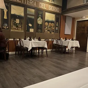 Restaurant decor