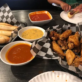 bbq chicken, chicken, poultry, bbq wings, chicken wings, fried chicken wings, fried chicken, chicken wings and fried chicken, food