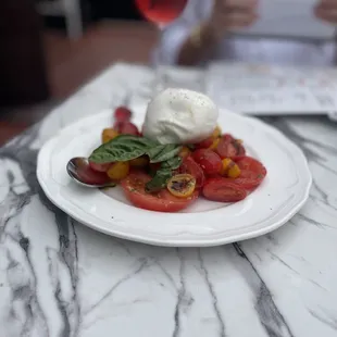 Burrata Caprese