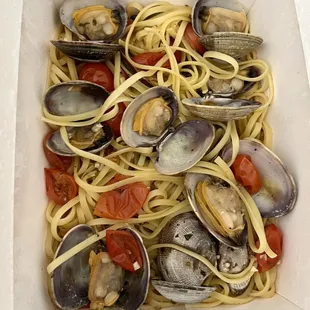 Linguini clams