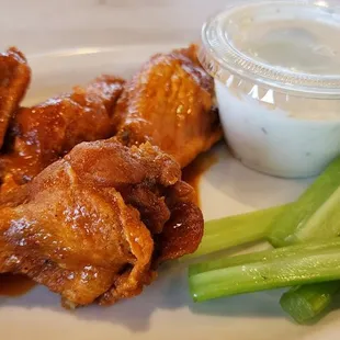 chicken wings, poultry, food, chicken, bbq wings, fried chicken wings, bbq chicken, chicken wings and fried chicken, fried chicken