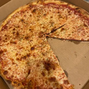 Large Neapolitan Round - Thin Pizza