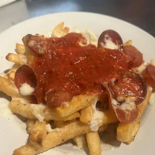 Pepperoni pizza fries