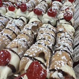 Cannolis