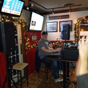 Karaoke @ Buoy 12 on Friday @ 9pm w/ Mark...