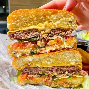 #2 Cheesy |Instagram @restaurant_aholic